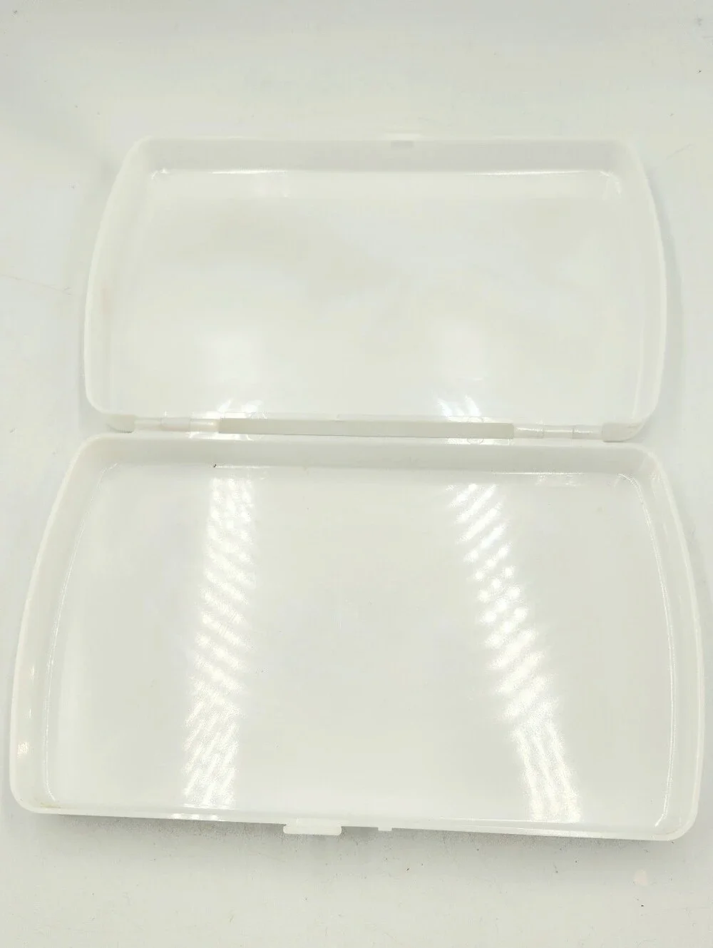 Vintage Diane Von Furstenberg Acrylic Trinket Jewelry Make Up Dresser Box White